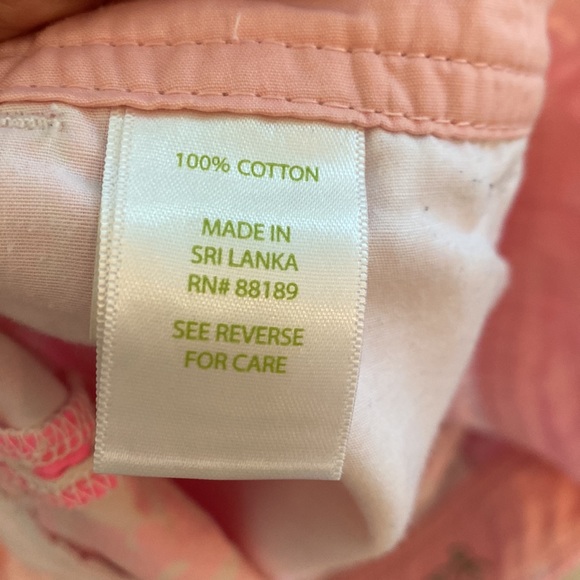 Lilly Pulitzer shorts. Size 12. - Picture 4 of 5